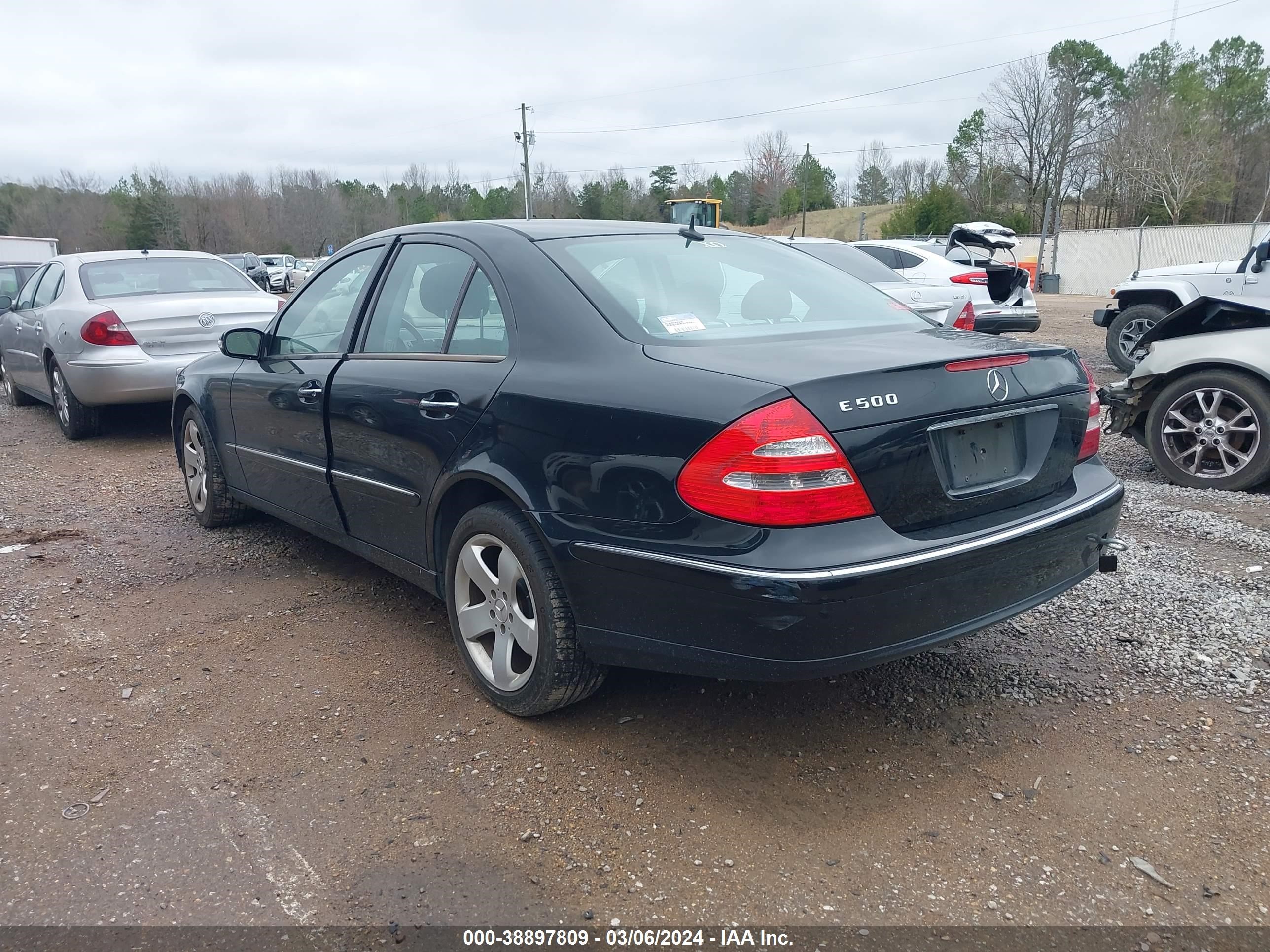 Photo 2 VIN: WDBUF70J26A868102 - MERCEDES-BENZ NULL 