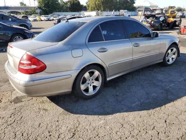 Photo 2 VIN: WDBUF70J33A345425 - MERCEDES-BENZ E-CLASS 