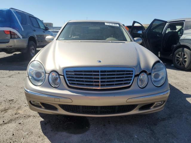 Photo 4 VIN: WDBUF70J35A664469 - MERCEDES-BENZ E 500 