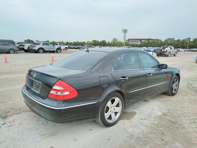 Photo 3 VIN: WDBUF70J35A689923 - MERCEDES-BENZ E-CLASS 