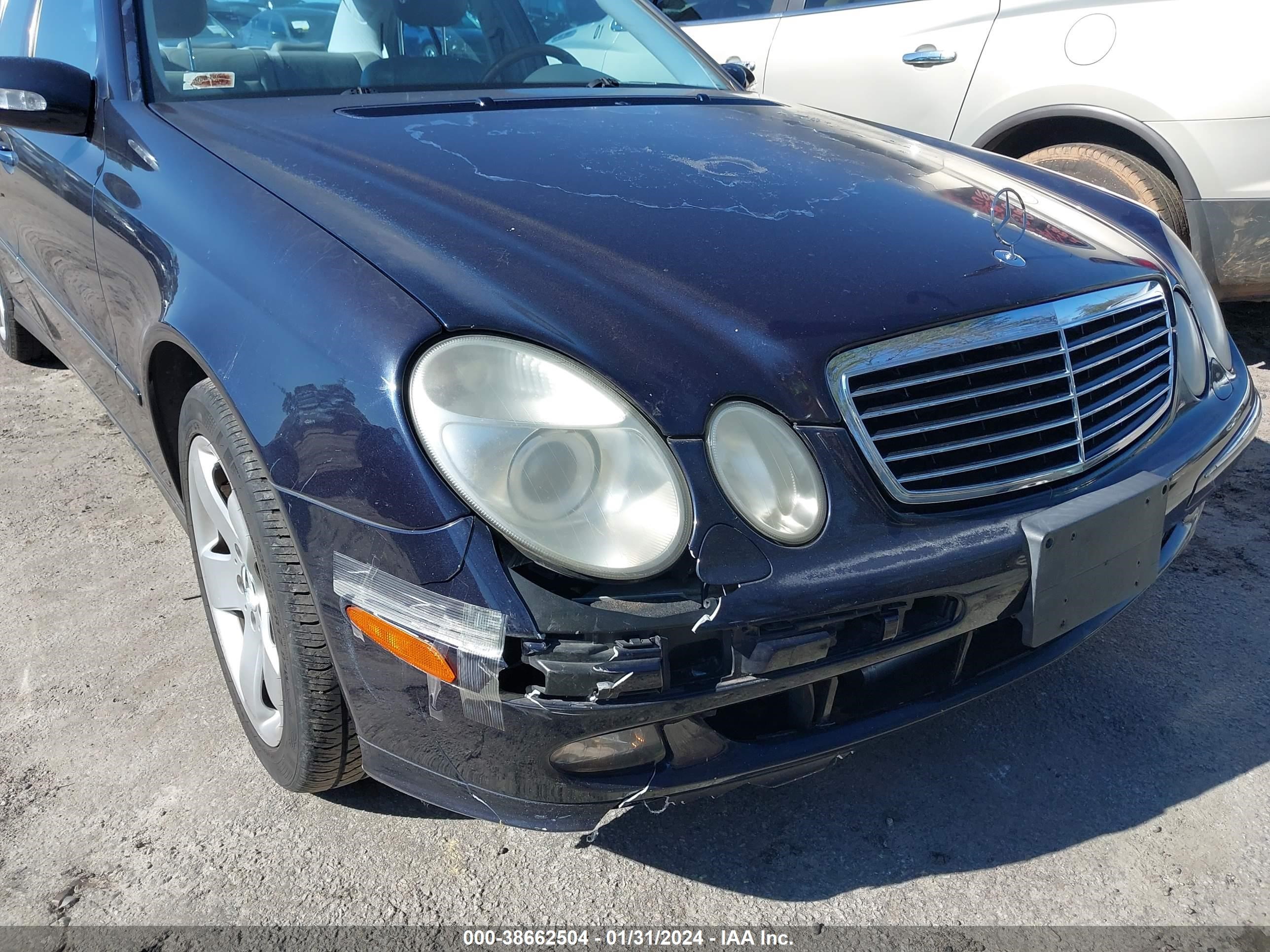 Photo 5 VIN: WDBUF70J35A749022 - MERCEDES-BENZ E-KLASSE 