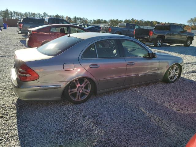 Photo 2 VIN: WDBUF70J44A406041 - MERCEDES-BENZ E 500 