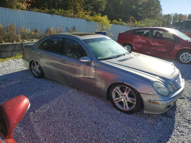 Photo 3 VIN: WDBUF70J44A406041 - MERCEDES-BENZ E 500 