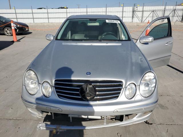 Photo 4 VIN: WDBUF70J53A184754 - MERCEDES-BENZ E 500 