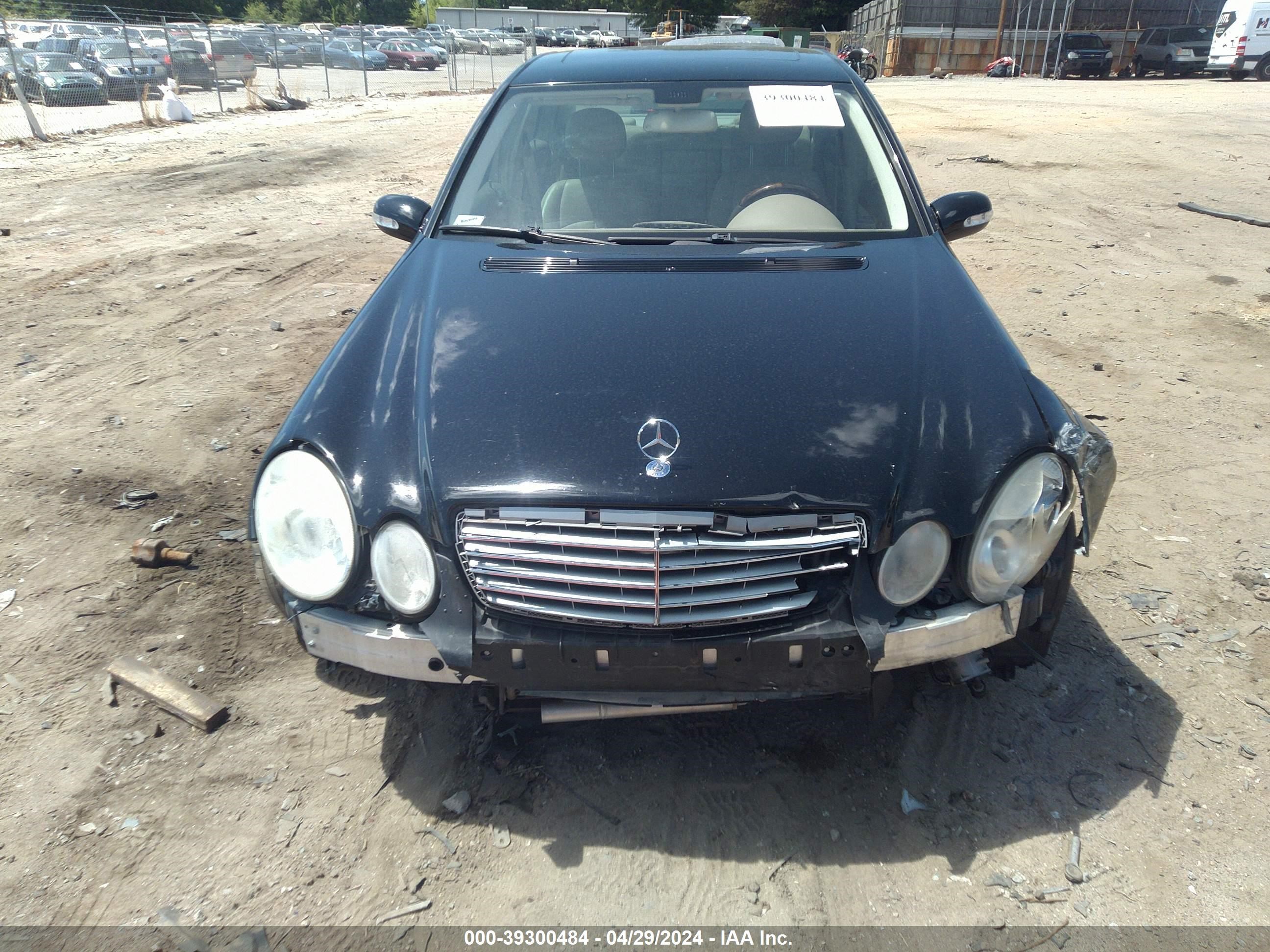 Photo 11 VIN: WDBUF70J86A914788 - MERCEDES-BENZ NULL 