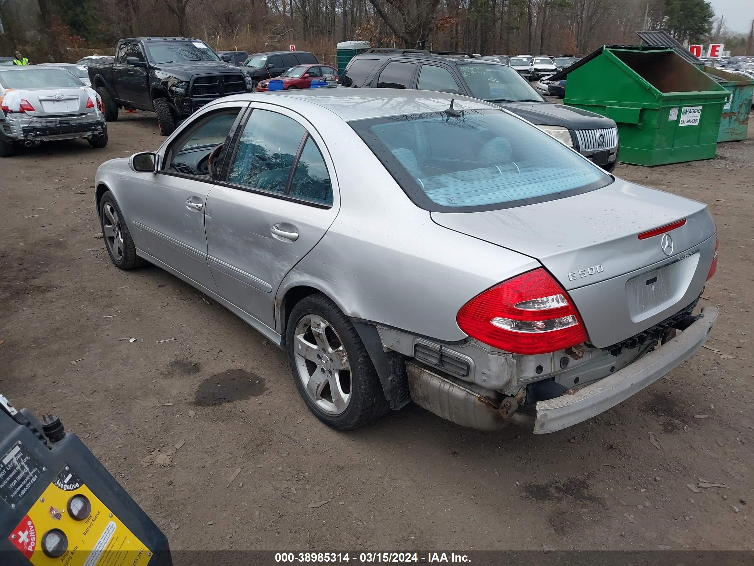 Photo 5 VIN: WDBUF70J95A797365 - MERCEDES-BENZ NULL 