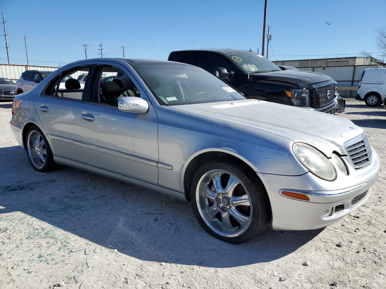 Photo 3 VIN: WDBUF70JX3A275048 - MERCEDES-BENZ E-KLASSE 