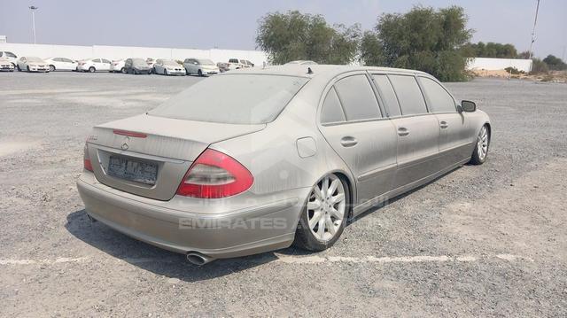 Photo 9 VIN: WDBUF72X39B361046 - MERCEDES E 