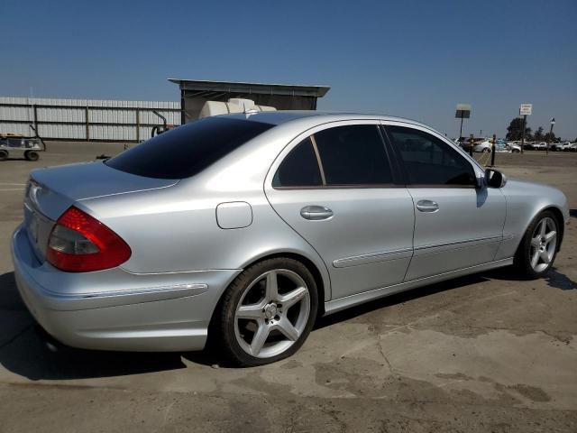 Photo 2 VIN: WDBUF72X67A985300 - MERCEDES-BENZ E 550 