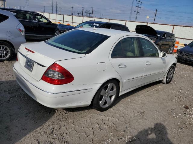 Photo 2 VIN: WDBUF72X87B010047 - MERCEDES-BENZ E-CLASS 