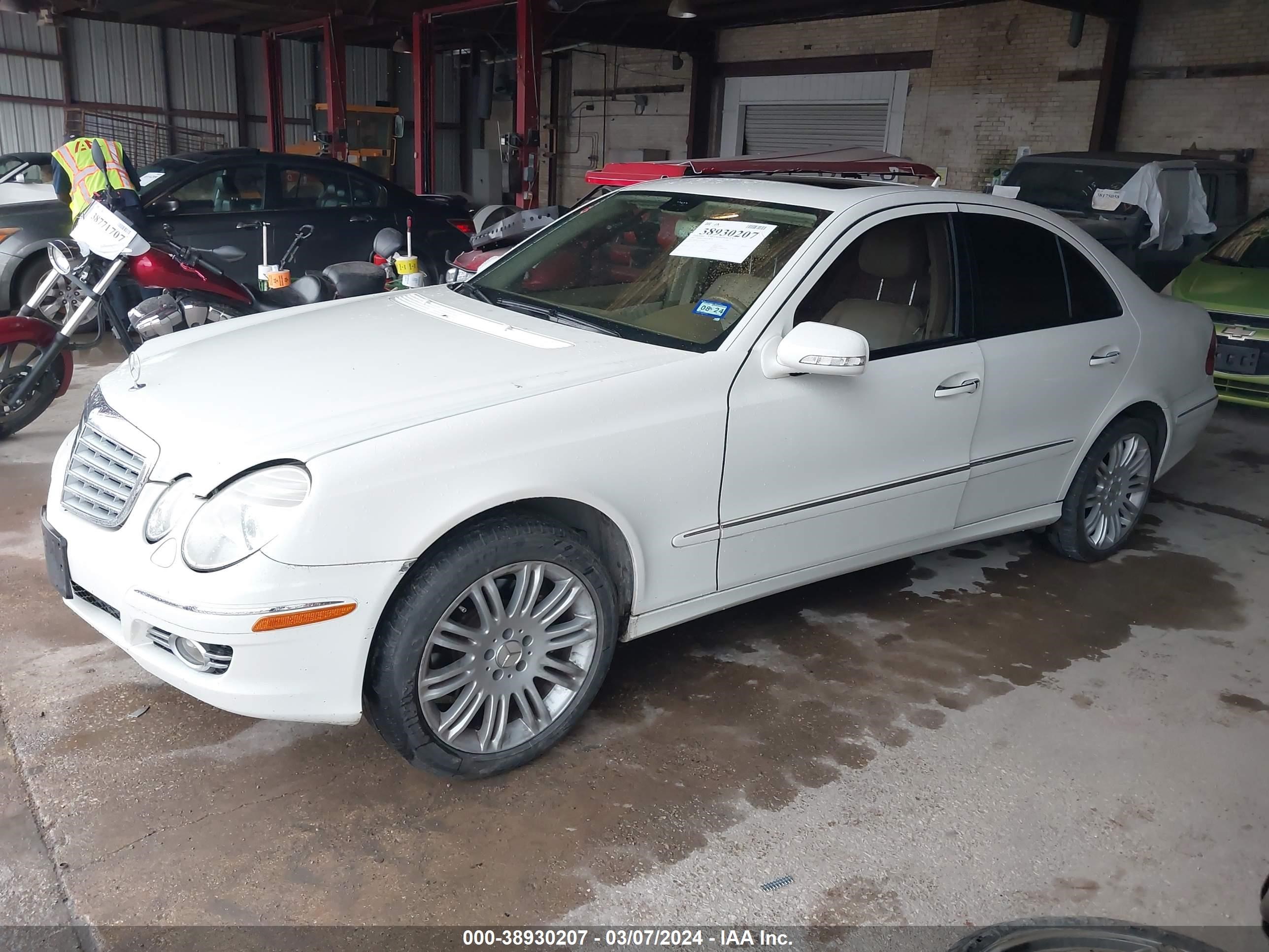 Photo 1 VIN: WDBUF72X97B083752 - MERCEDES-BENZ NULL 