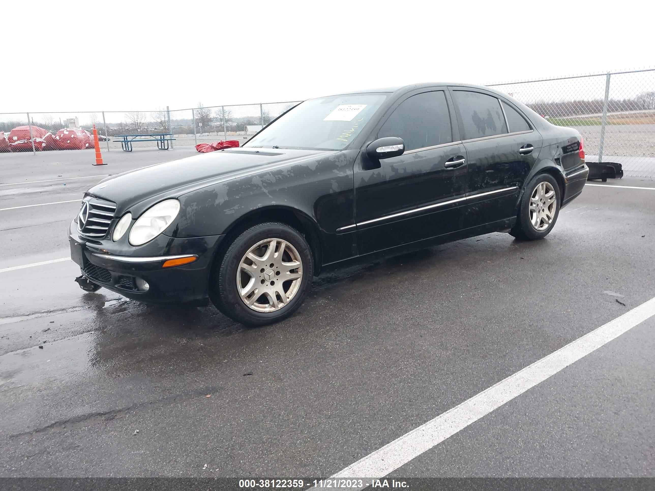 Photo 1 VIN: WDBUF82J05X171459 - MERCEDES-BENZ E-KLASSE 