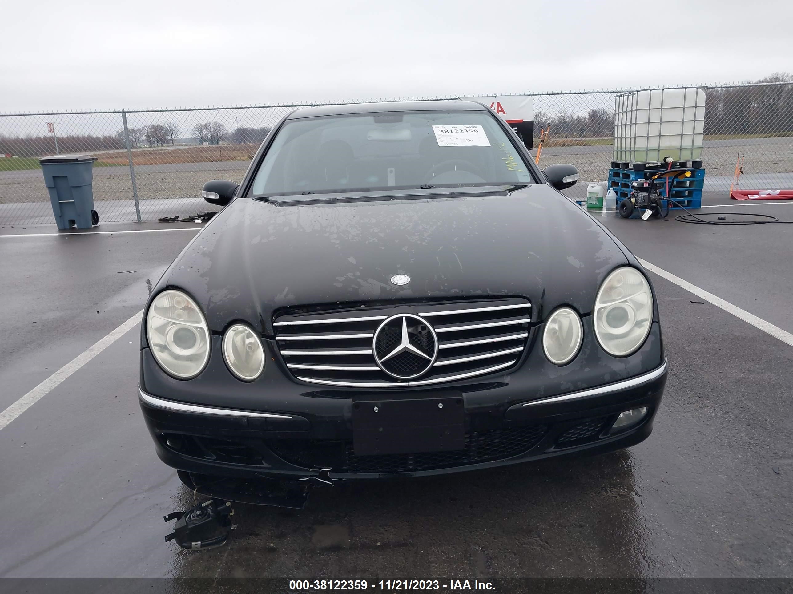 Photo 12 VIN: WDBUF82J05X171459 - MERCEDES-BENZ E-KLASSE 