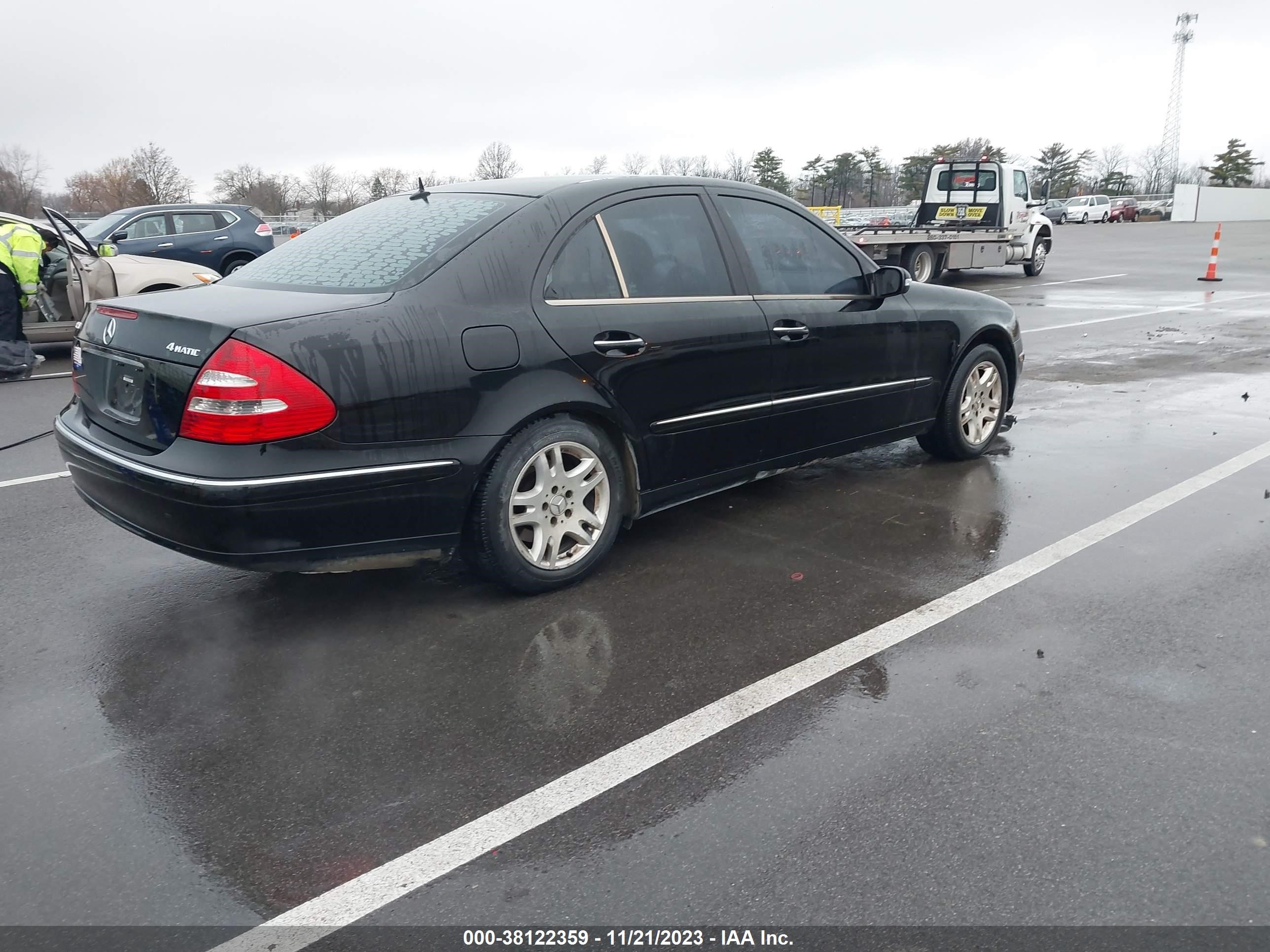 Photo 3 VIN: WDBUF82J05X171459 - MERCEDES-BENZ E-KLASSE 