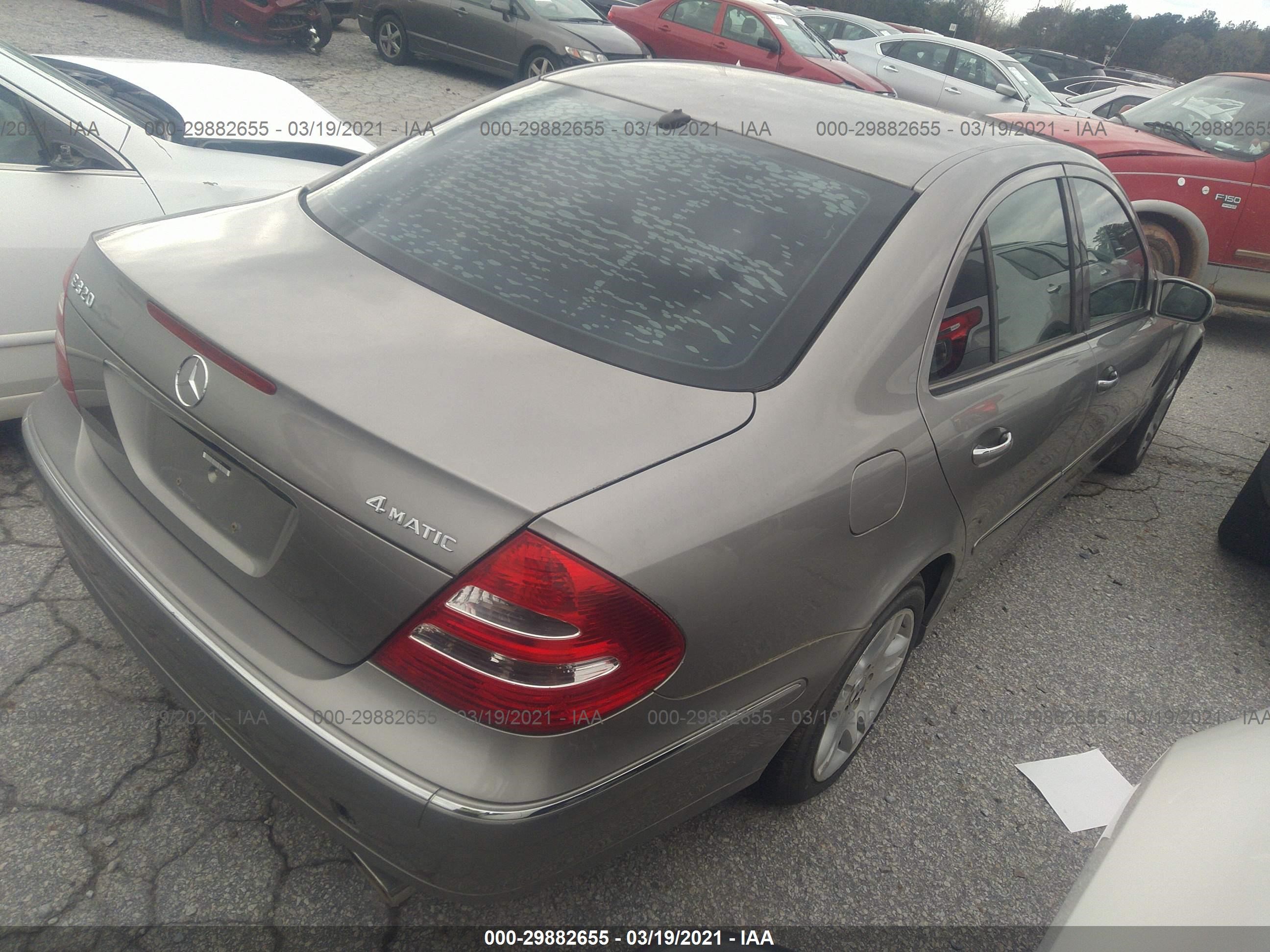 Photo 3 VIN: WDBUF82J25X179126 - MERCEDES-BENZ E-KLASSE 