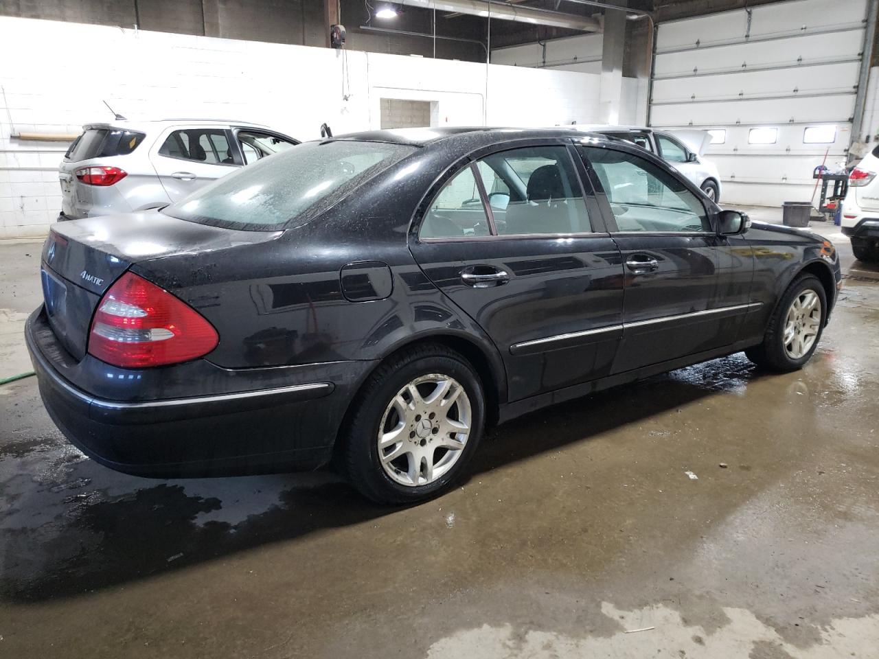 Photo 2 VIN: WDBUF82J34X162902 - MERCEDES-BENZ E-KLASSE 