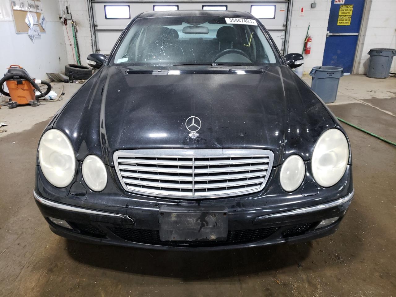 Photo 4 VIN: WDBUF82J34X162902 - MERCEDES-BENZ E-KLASSE 