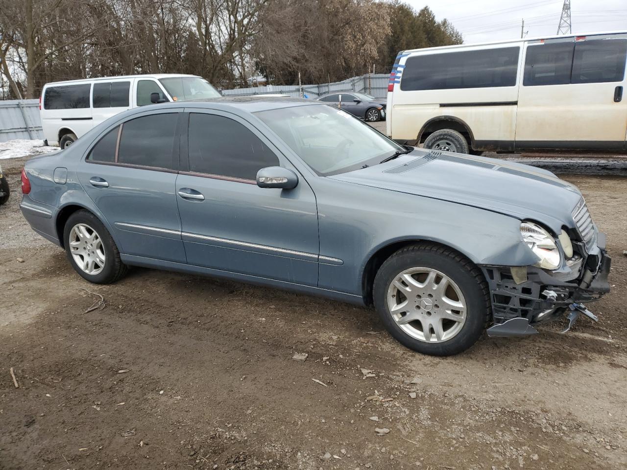 Photo 3 VIN: WDBUF82J45X168113 - MERCEDES-BENZ E-KLASSE 