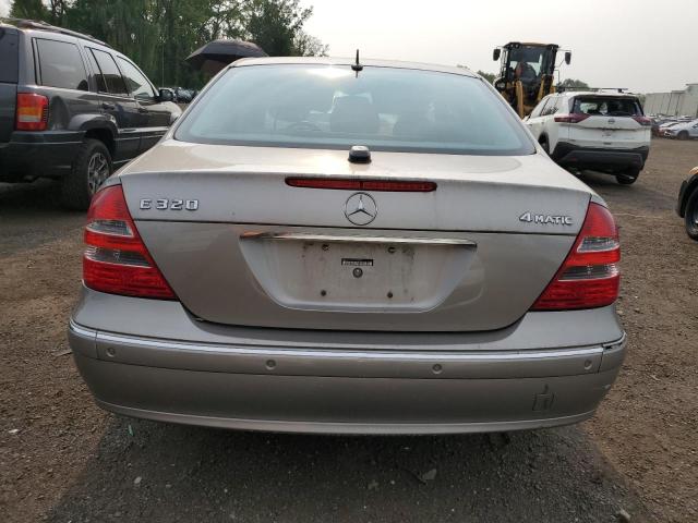 Photo 5 VIN: WDBUF82J74X118367 - MERCEDES-BENZ E 320 4MAT 