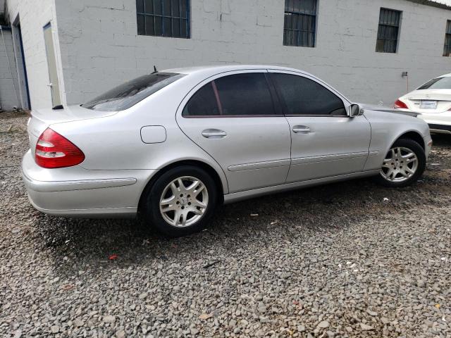 Photo 2 VIN: WDBUF82J85X171323 - MERCEDES-BENZ E-CLASS 