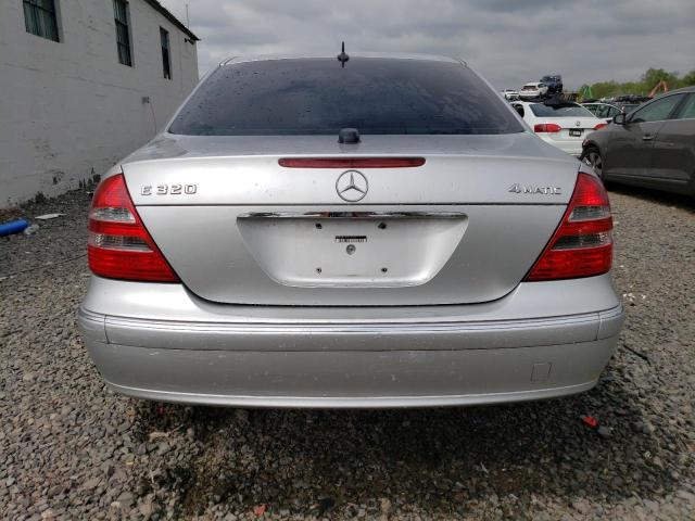 Photo 5 VIN: WDBUF82J85X171323 - MERCEDES-BENZ E-CLASS 