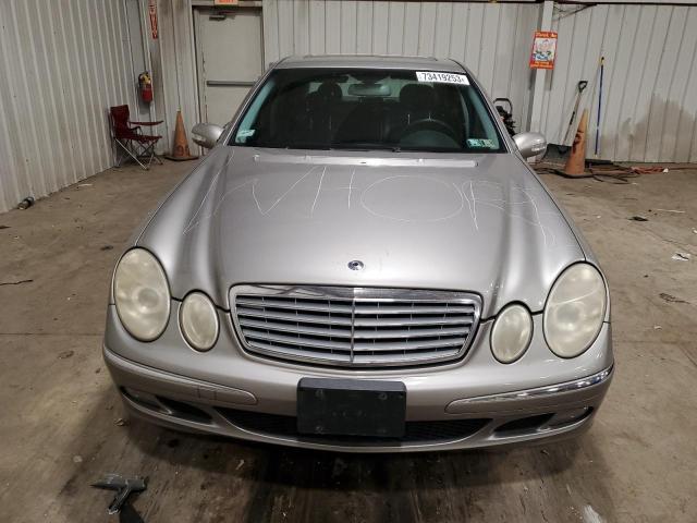 Photo 4 VIN: WDBUF82J95X172223 - MERCEDES-BENZ E-CLASS 