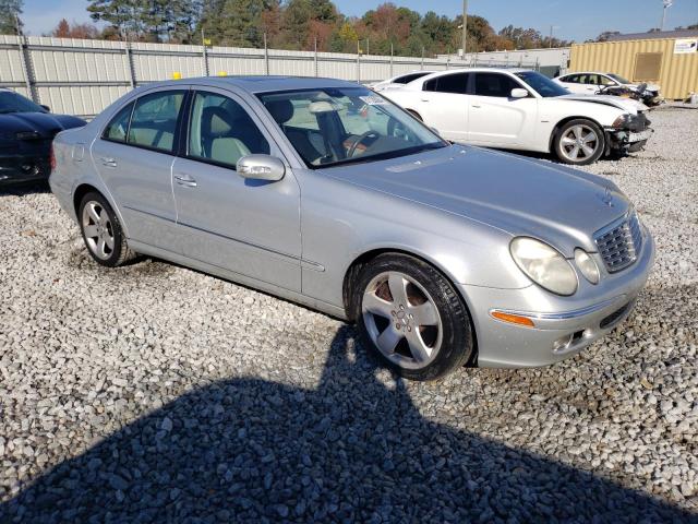 Photo 3 VIN: WDBUF83J06X193638 - MERCEDES-BENZ E 500 4MAT 