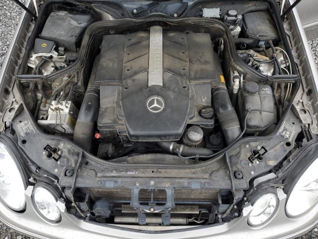 Photo 10 VIN: WDBUF83J75X167178 - MERCEDES-BENZ E500 4MATI 