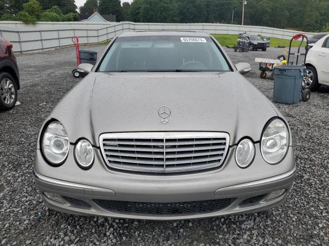 Photo 4 VIN: WDBUF83J75X167178 - MERCEDES-BENZ E500 4MATI 