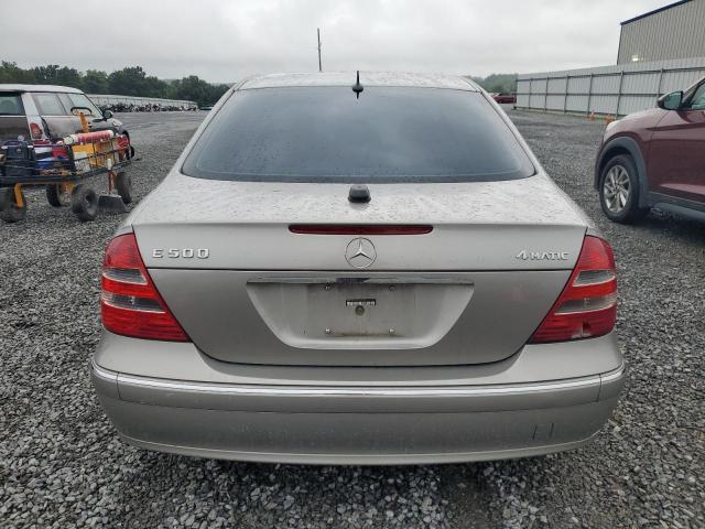 Photo 5 VIN: WDBUF83J75X167178 - MERCEDES-BENZ E500 4MATI 