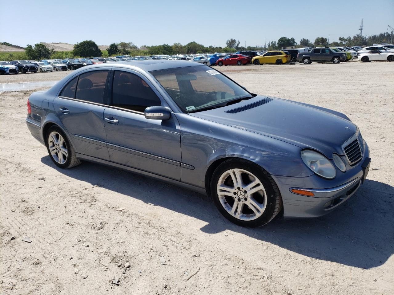 Photo 3 VIN: WDBUF83J75X173093 - MERCEDES-BENZ E-KLASSE 