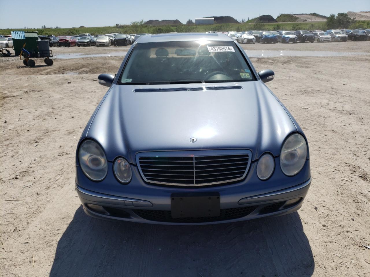 Photo 4 VIN: WDBUF83J75X173093 - MERCEDES-BENZ E-KLASSE 