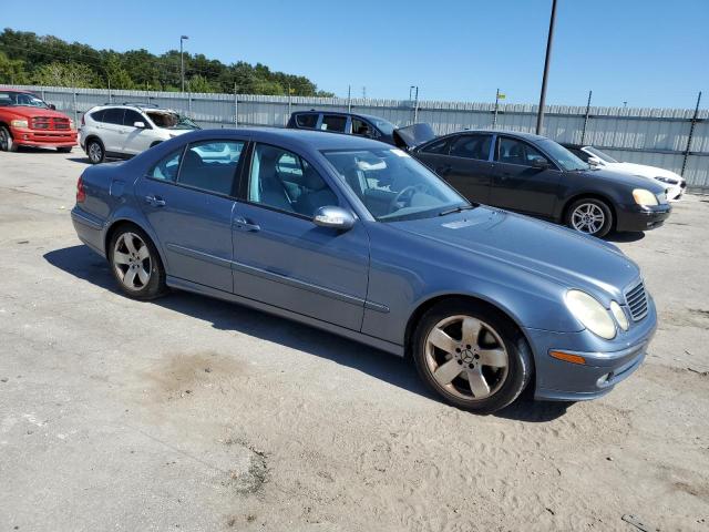 Photo 3 VIN: WDBUF83J95X169983 - MERCEDES-BENZ E 500 4MAT 