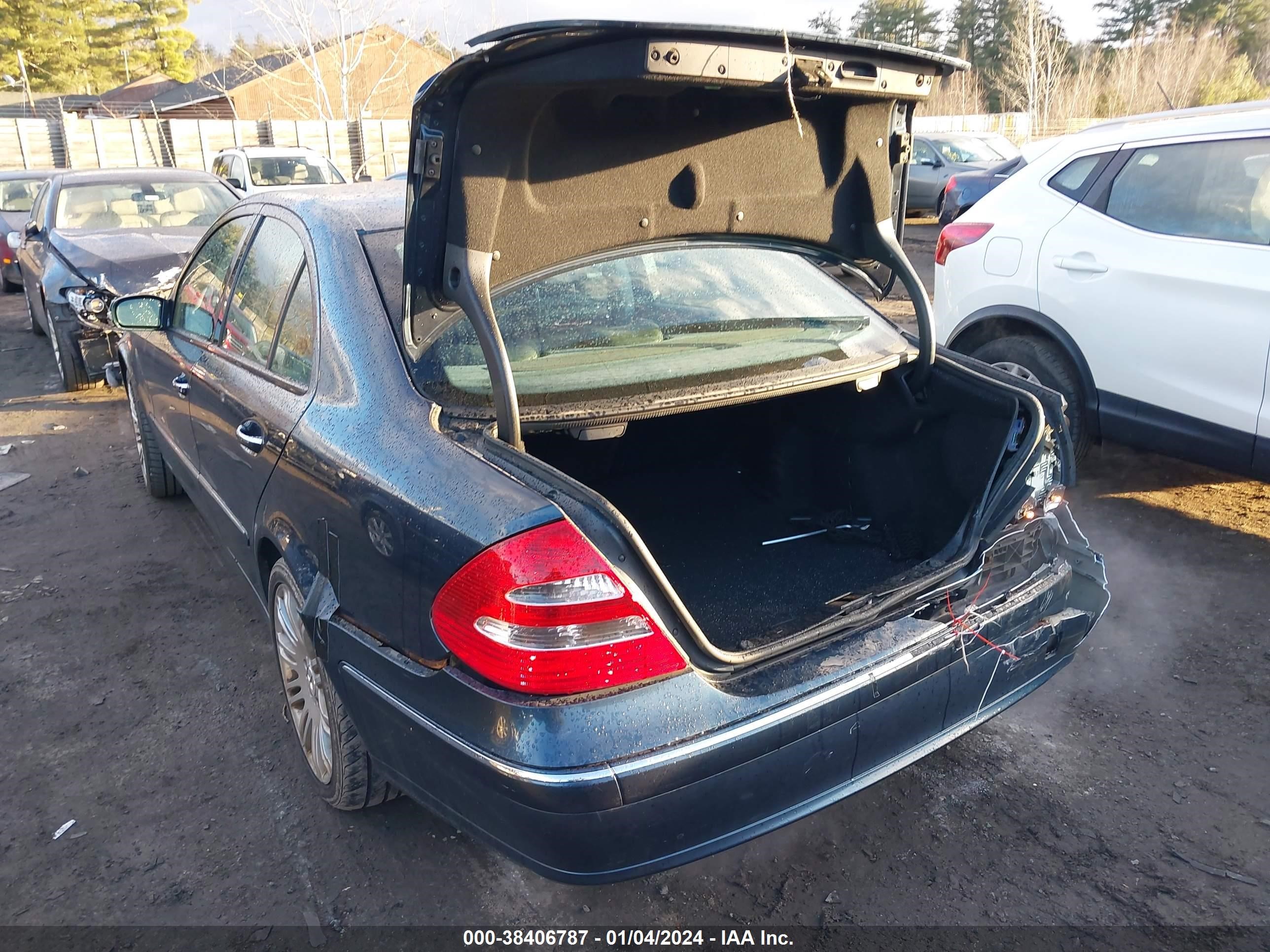 Photo 2 VIN: WDBUF87J16X208738 - MERCEDES-BENZ E-KLASSE 