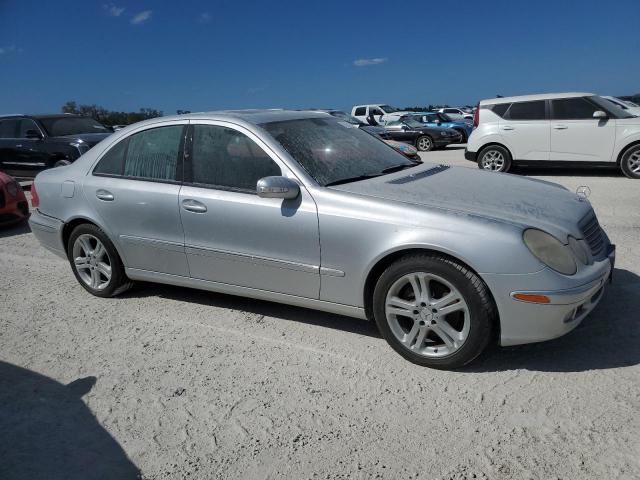 Photo 3 VIN: WDBUF87J46X204909 - MERCEDES-BENZ E 350 4MAT 