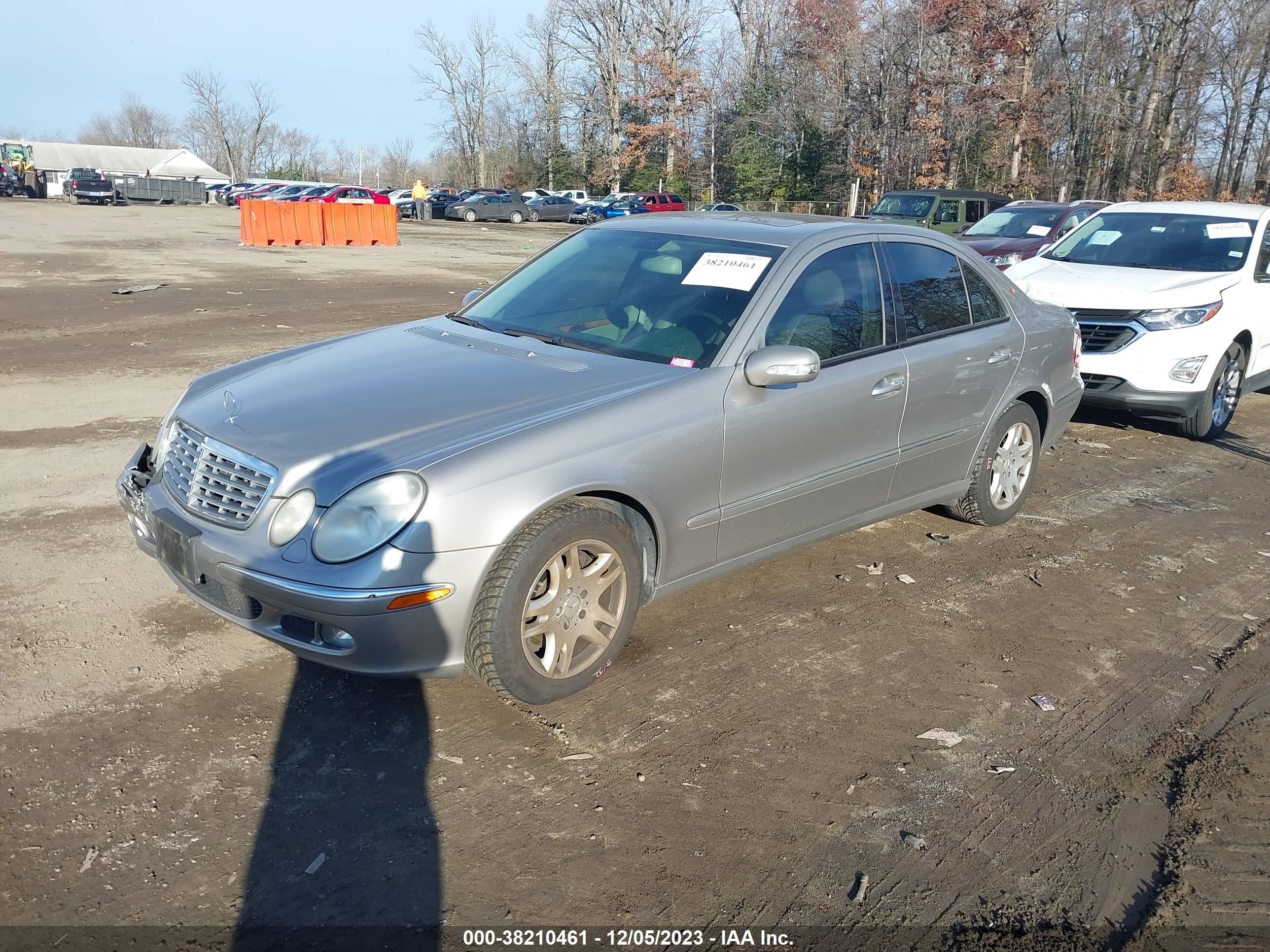 Photo 1 VIN: WDBUF87J96X187461 - MERCEDES-BENZ E-KLASSE 