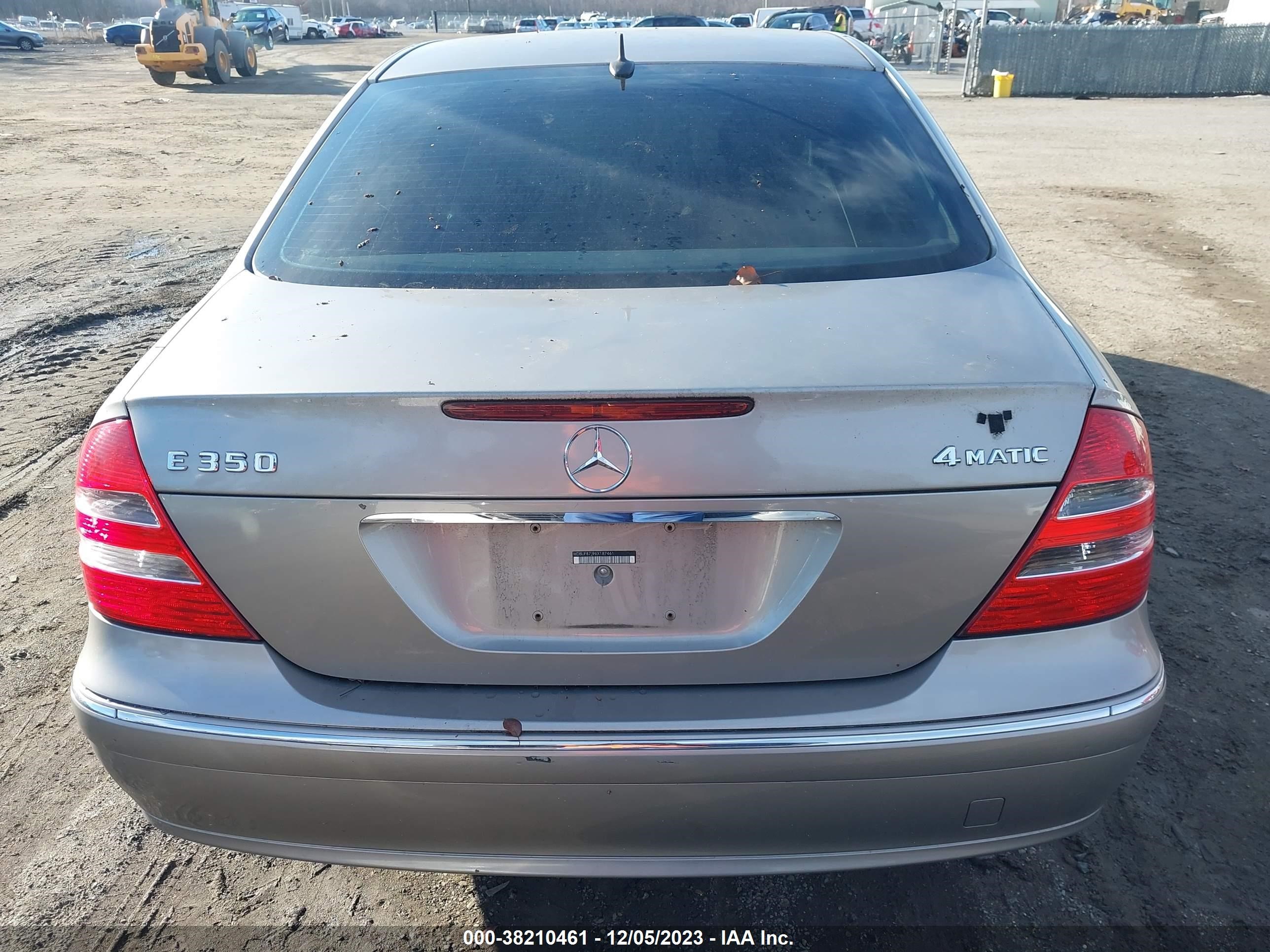 Photo 15 VIN: WDBUF87J96X187461 - MERCEDES-BENZ E-KLASSE 