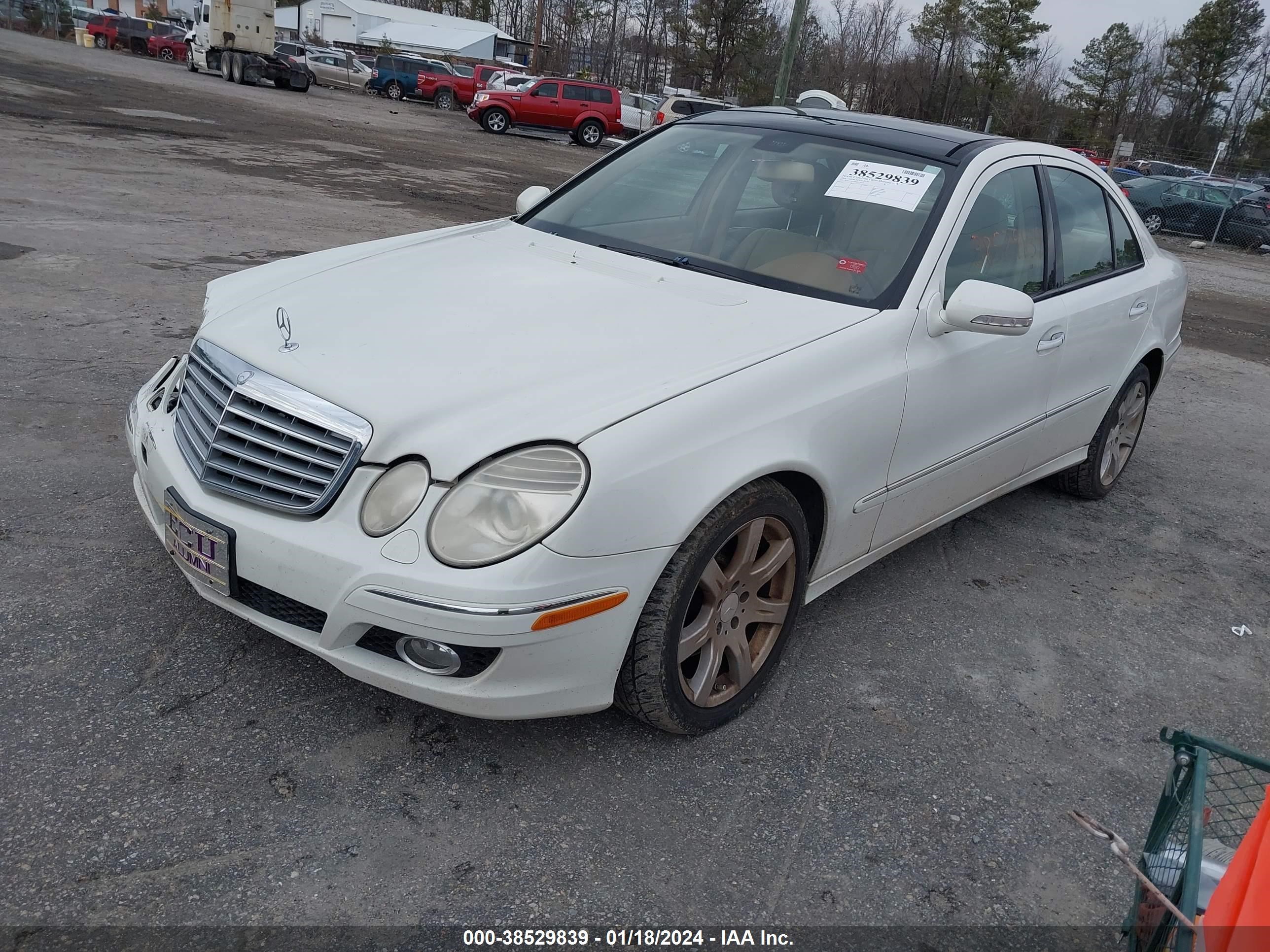 Photo 1 VIN: WDBUF87X08B273374 - MERCEDES-BENZ E-KLASSE 