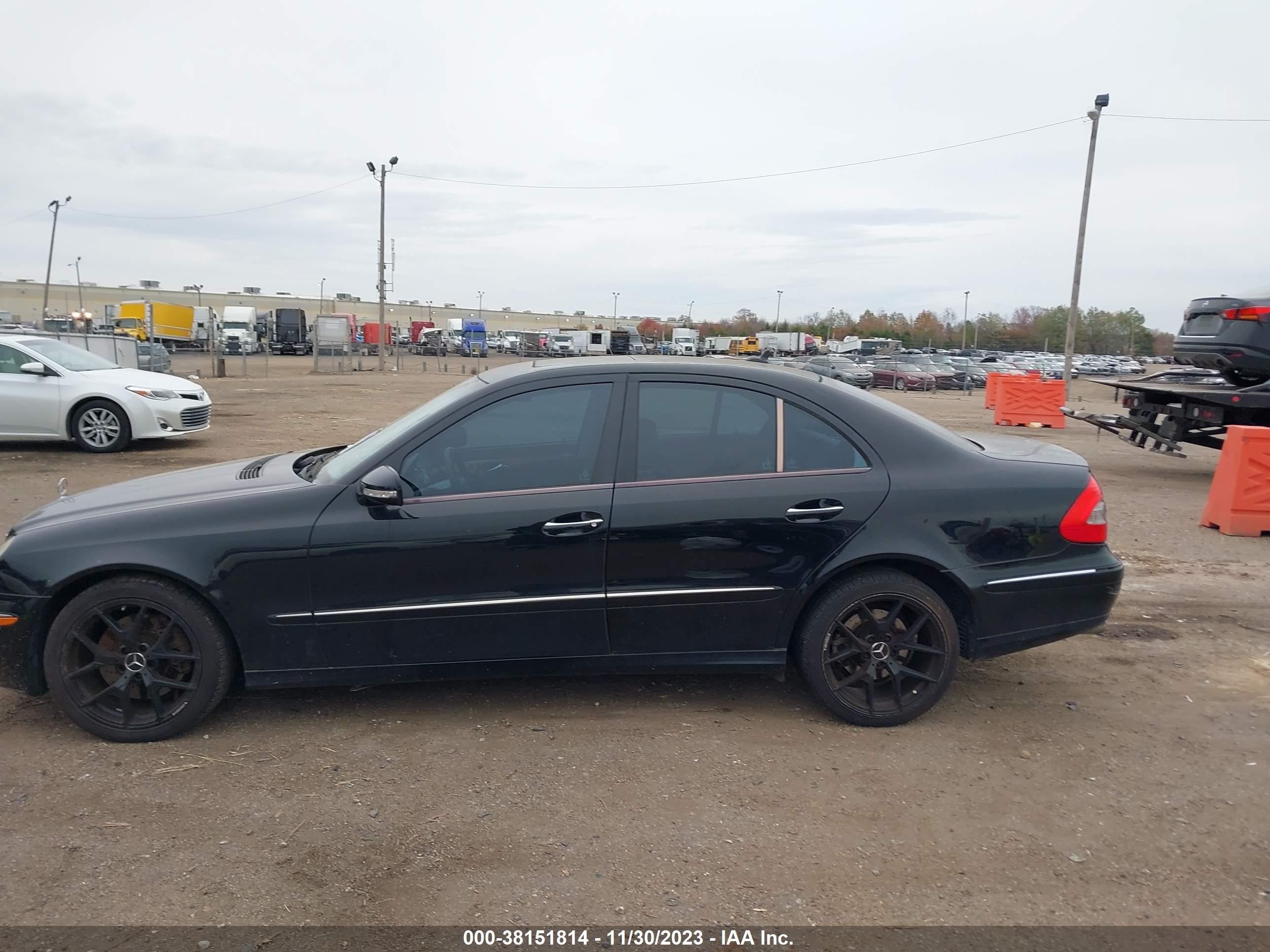 Photo 13 VIN: WDBUF87X18B232851 - MERCEDES-BENZ E-KLASSE 