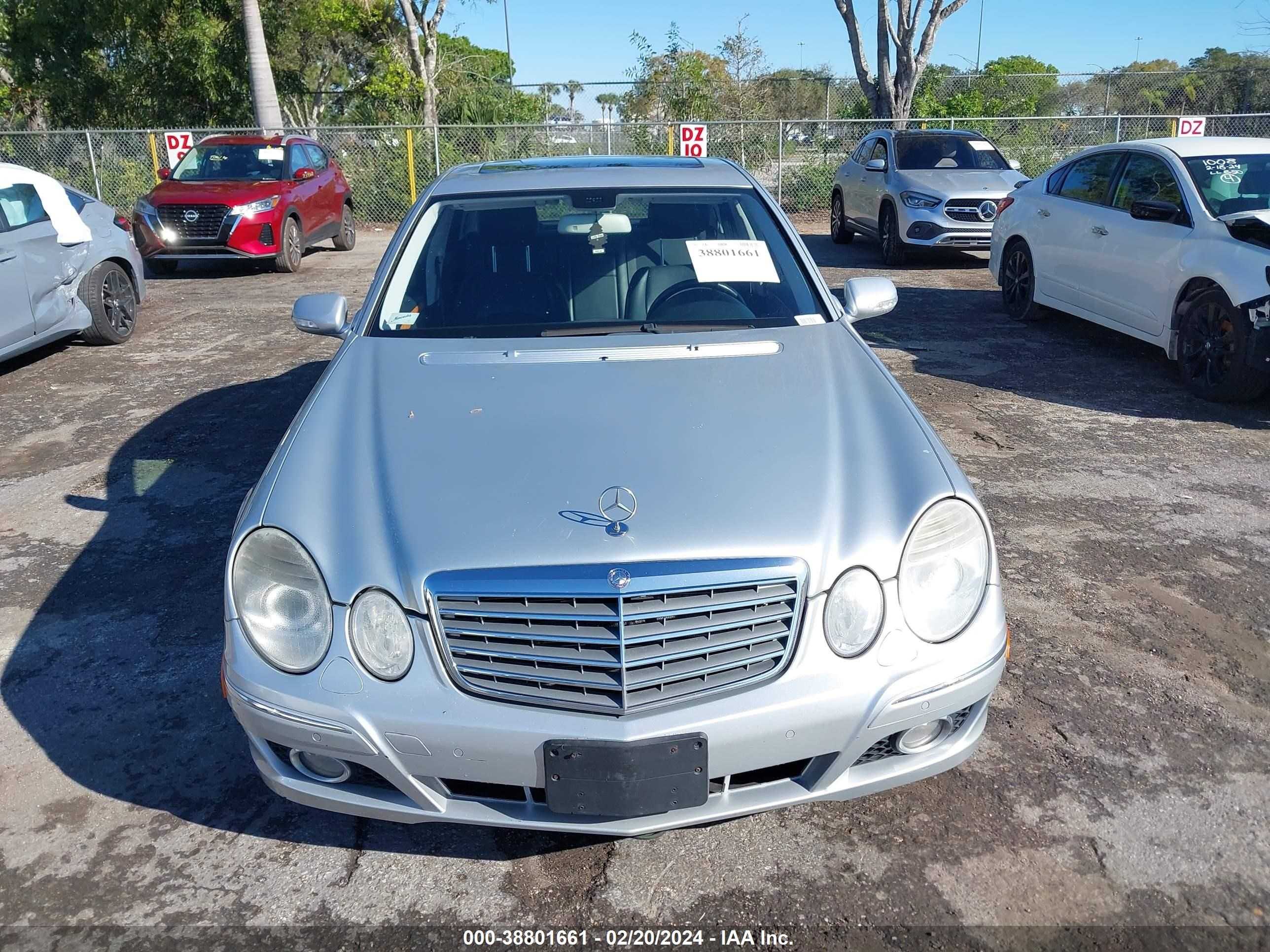 Photo 11 VIN: WDBUF87X18B314336 - MERCEDES-BENZ NULL 