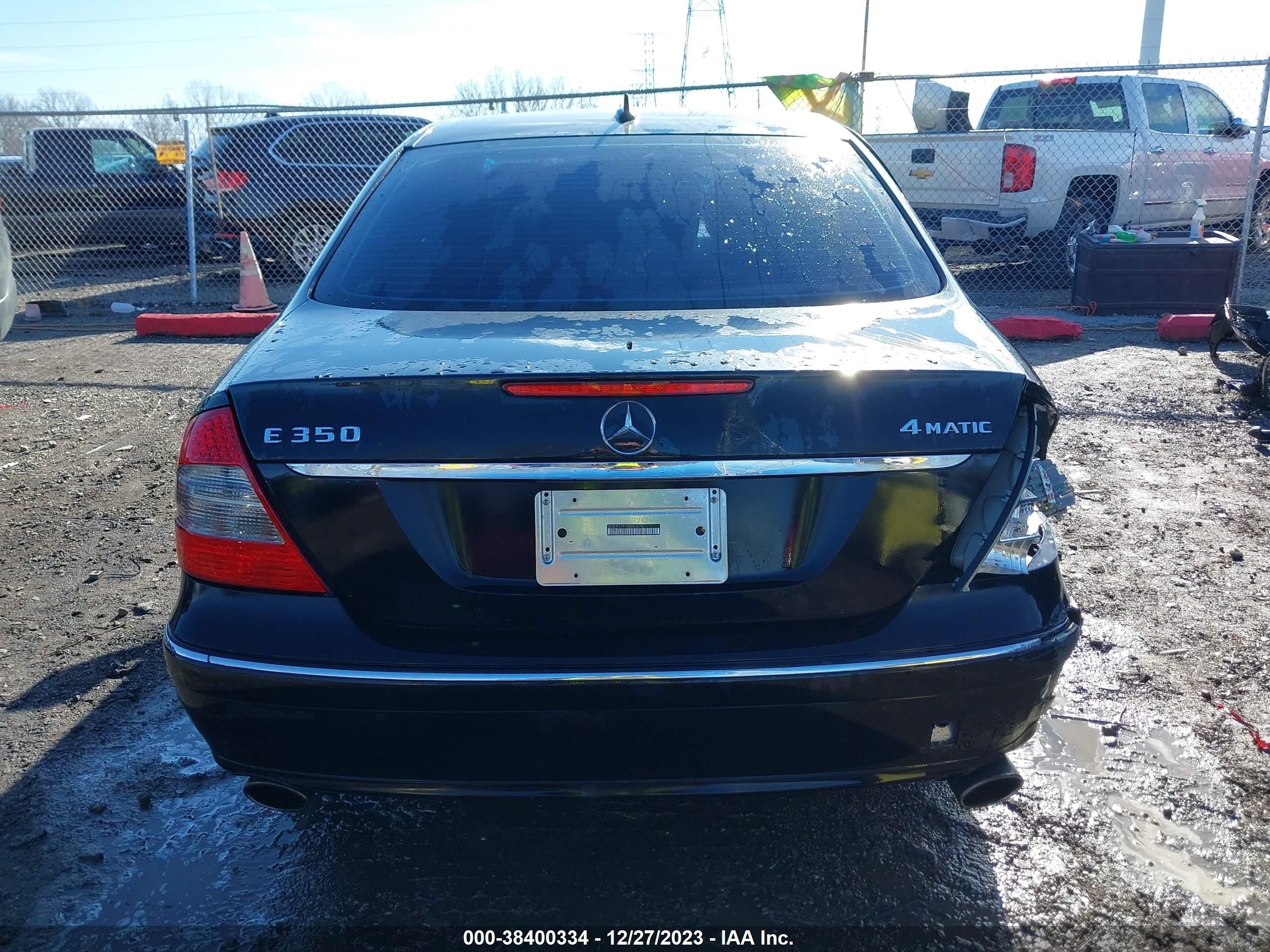 Photo 15 VIN: WDBUF87X18B343870 - MERCEDES-BENZ NULL 