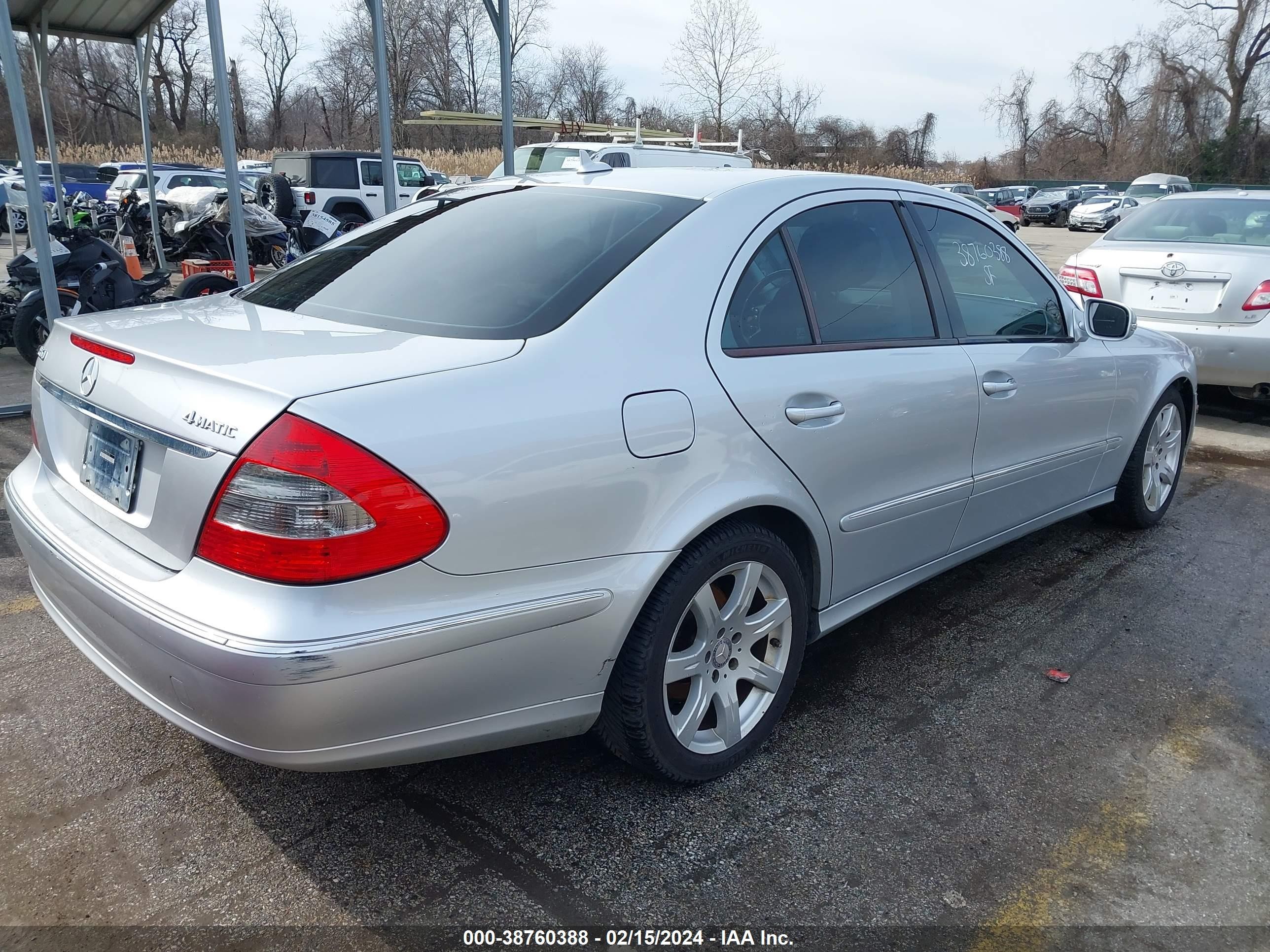 Photo 3 VIN: WDBUF87X28B322283 - MERCEDES-BENZ NULL 