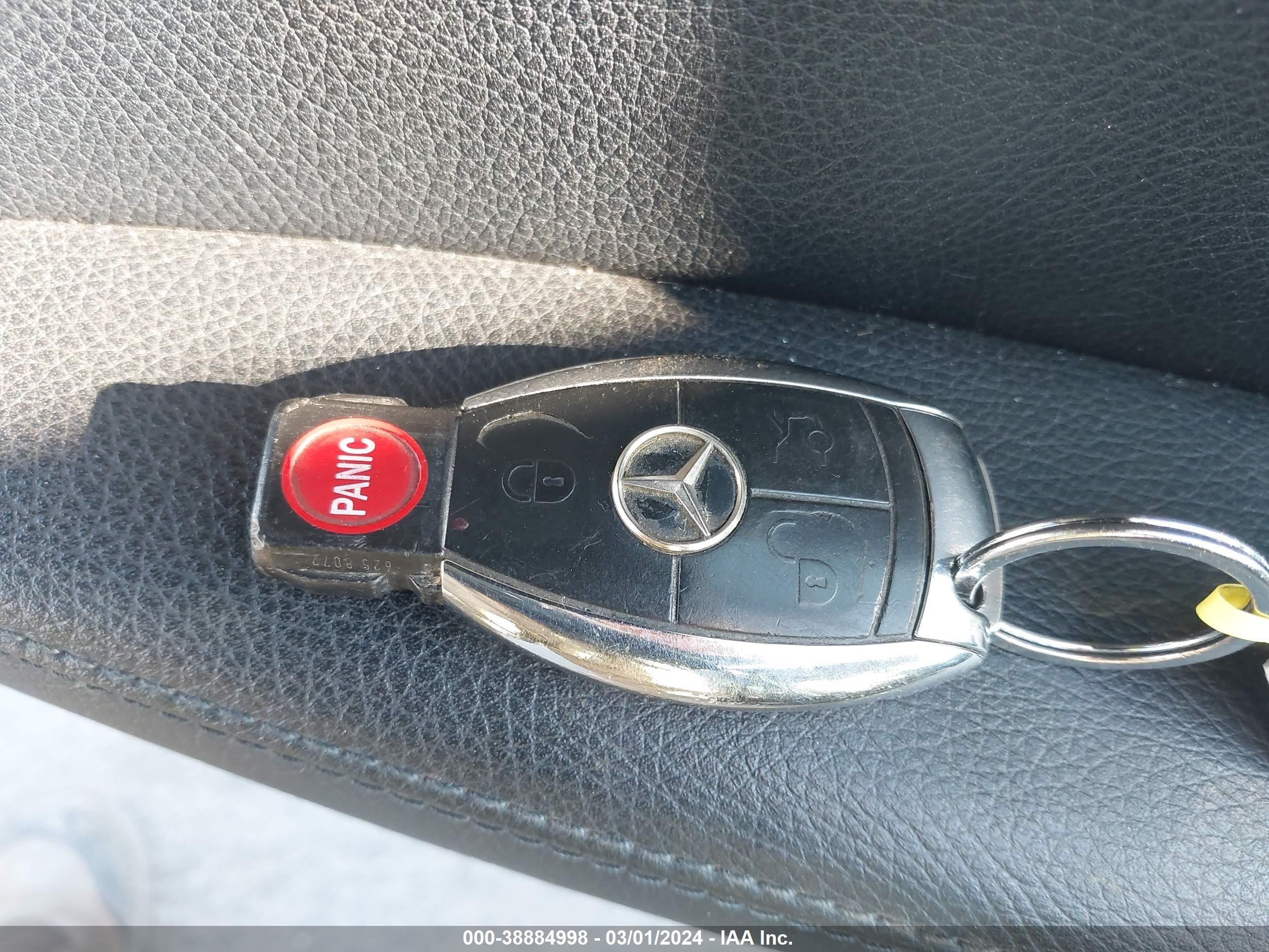 Photo 10 VIN: WDBUF87X68B317894 - MERCEDES-BENZ NULL 