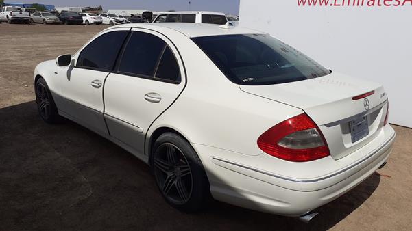 Photo 5 VIN: WDBUF87X69B404700 - MERCEDES-BENZ E320 