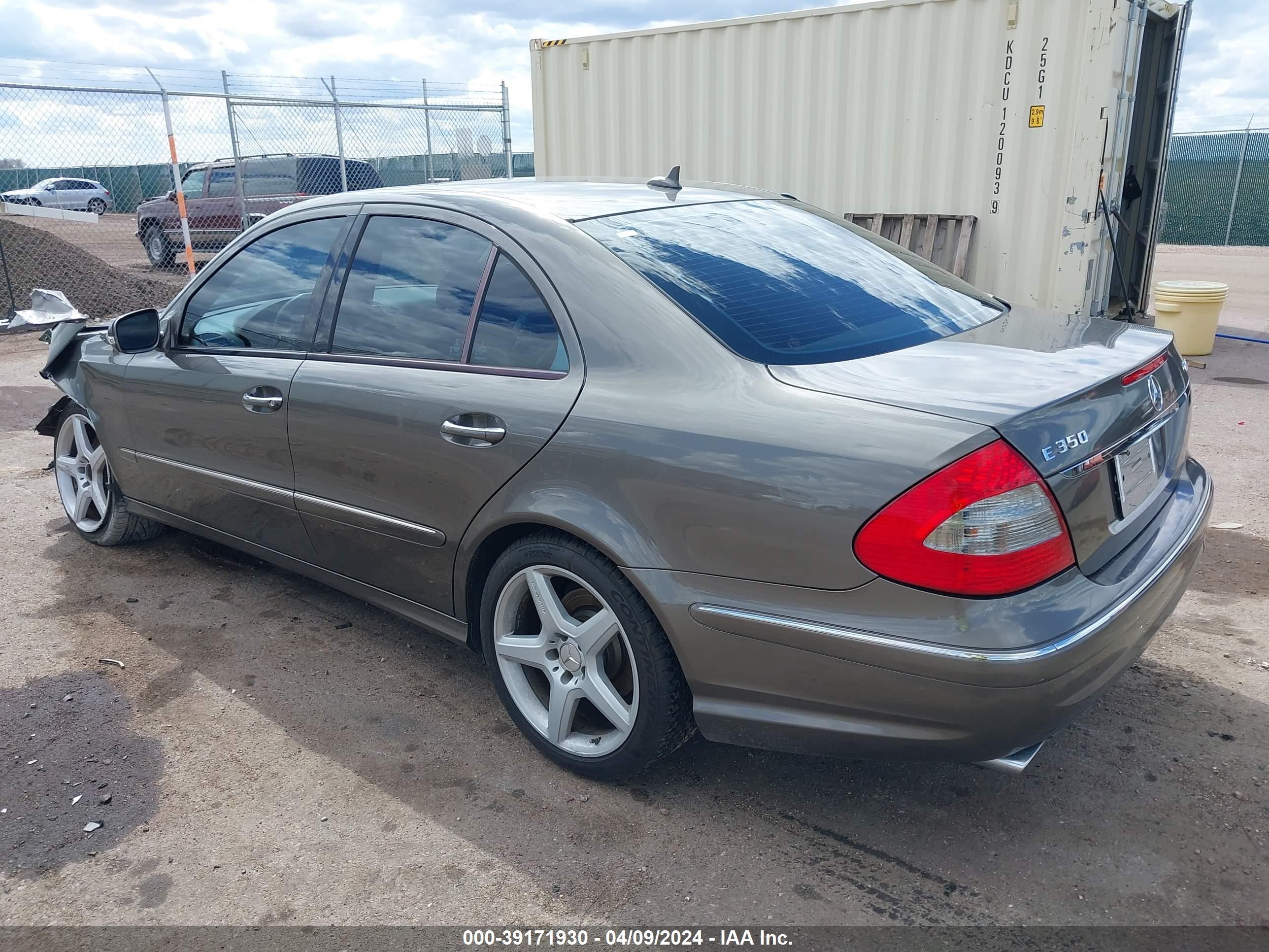 Photo 2 VIN: WDBUF87X89B438086 - MERCEDES-BENZ NULL 