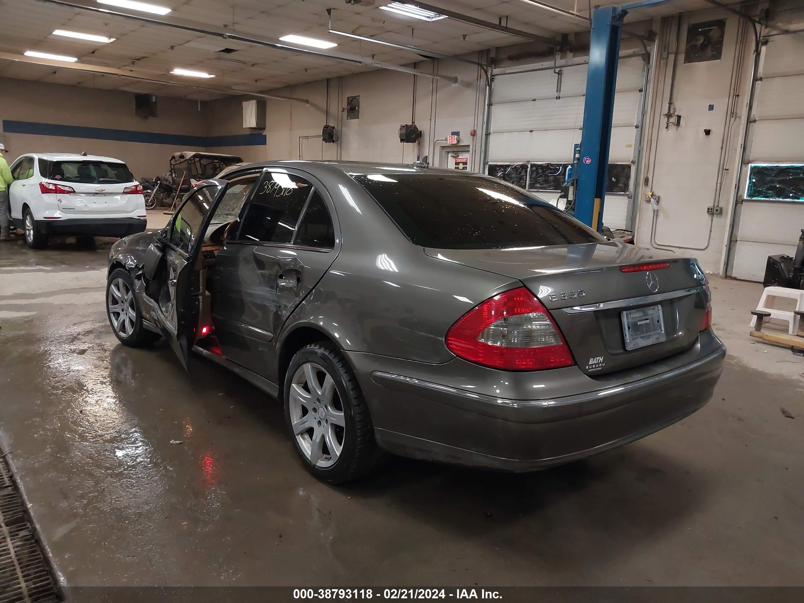 Photo 2 VIN: WDBUF87XX8B343107 - MERCEDES-BENZ NULL 