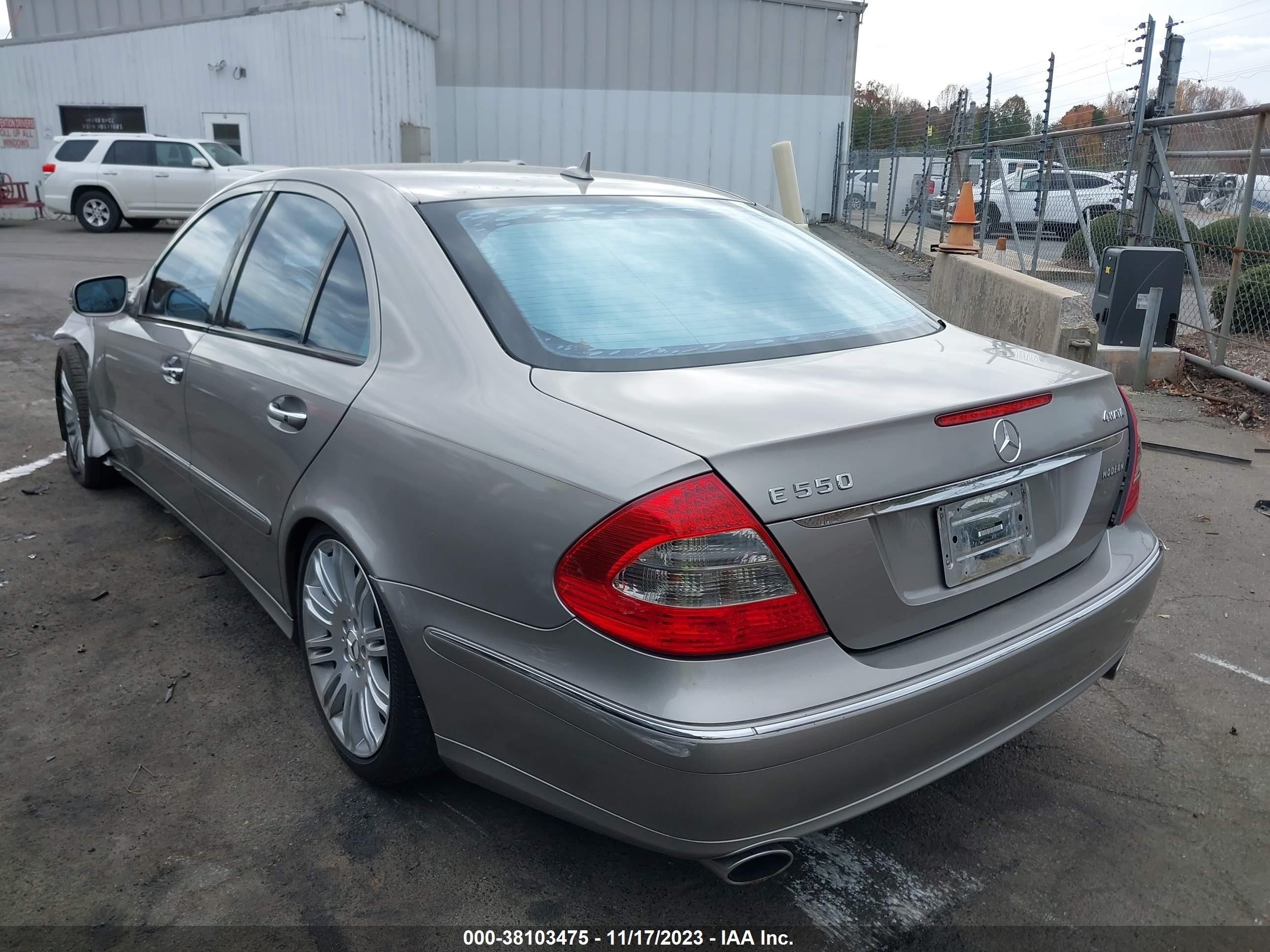 Photo 2 VIN: WDBUF90X67X222026 - MERCEDES-BENZ NULL 