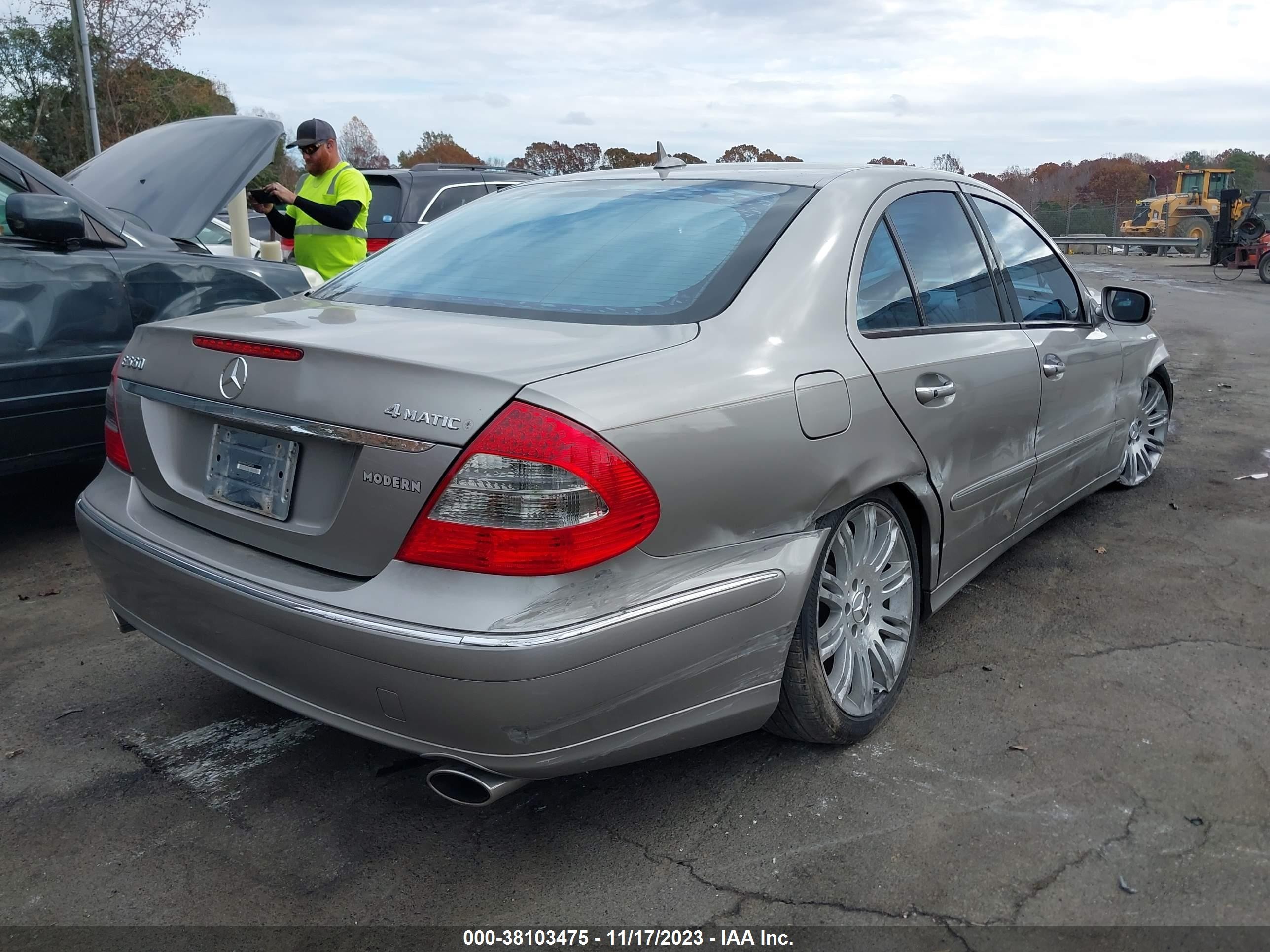 Photo 3 VIN: WDBUF90X67X222026 - MERCEDES-BENZ NULL 