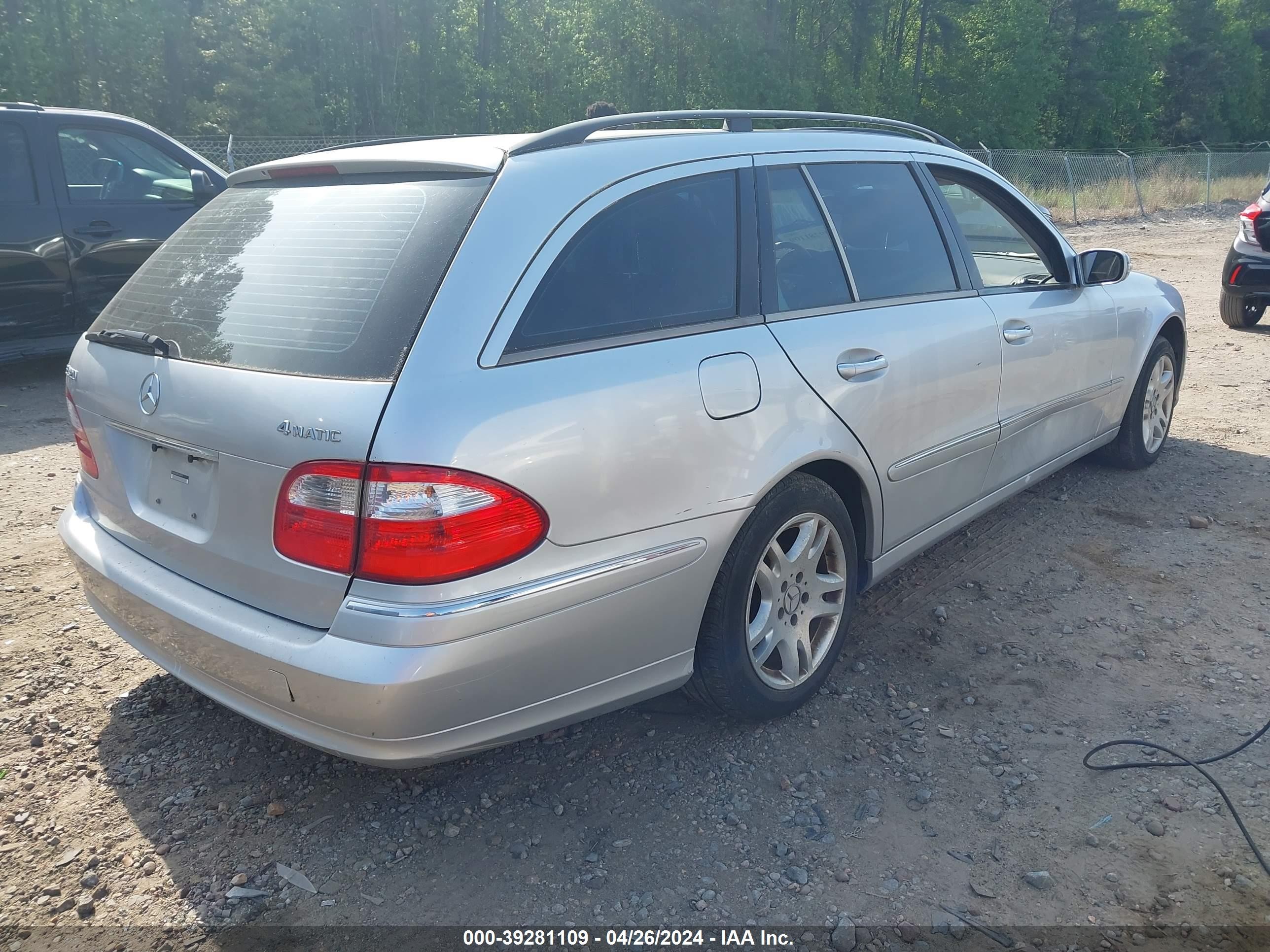 Photo 3 VIN: WDBUH82J45X165979 - MERCEDES-BENZ NULL 