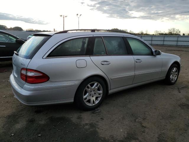 Photo 2 VIN: WDBUH82J54X111637 - MERCEDES-BENZ E-CLASS 